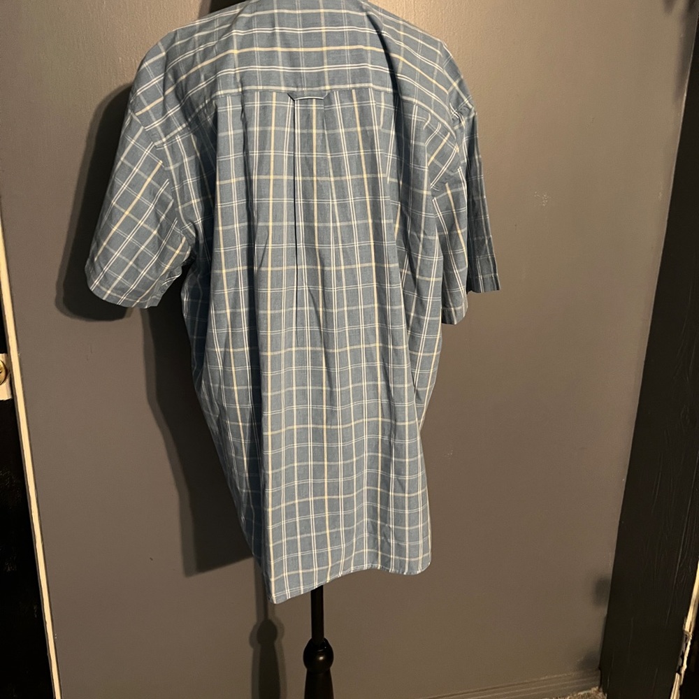 Pendleton Men’s short sleeve button down shirt.  Light blue plaid. Size XL. - Picture 2 of 3